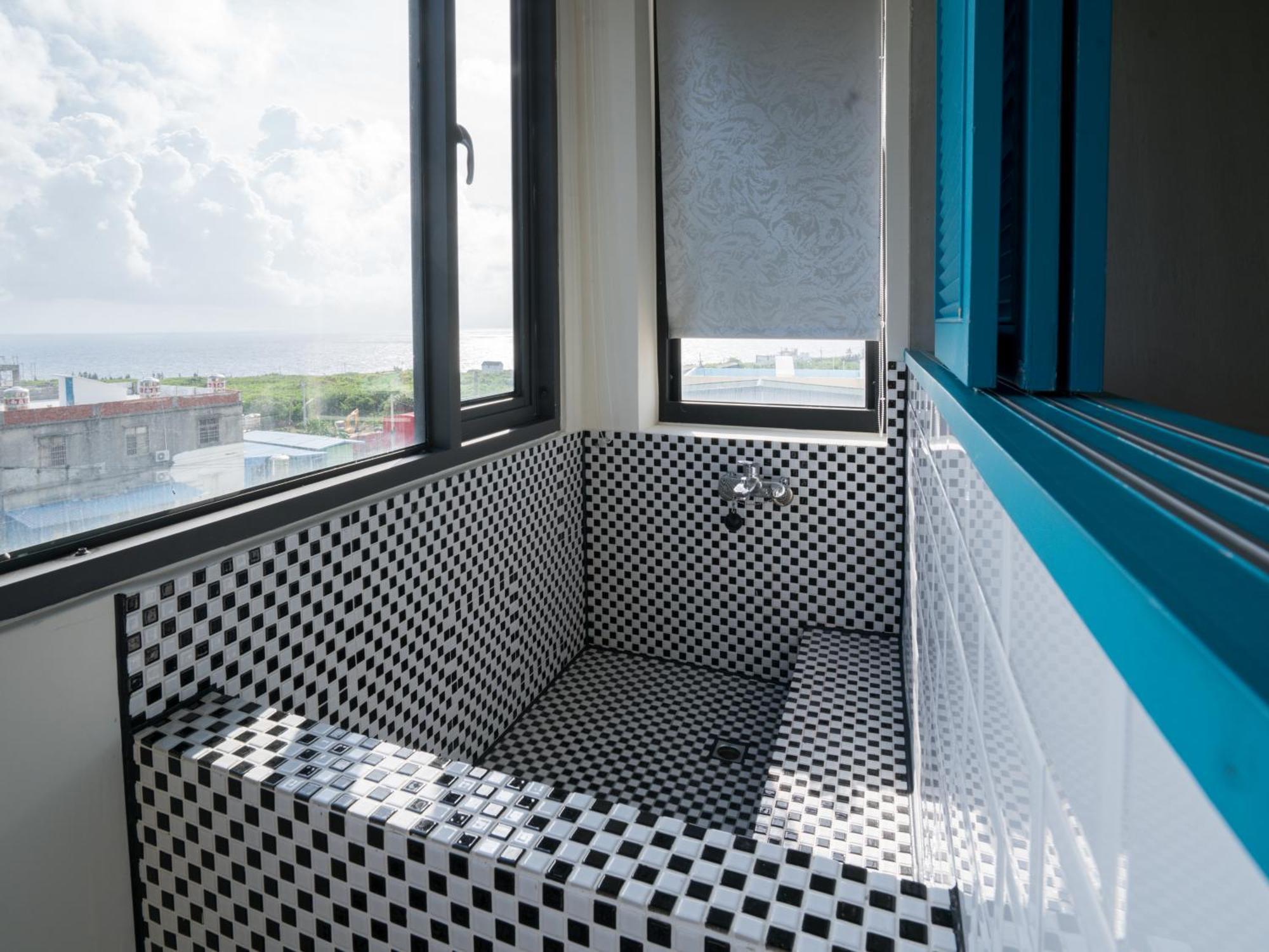 Bed and Breakfast 琉球茶室 現代館 Xiaoliuqiu Exterior foto